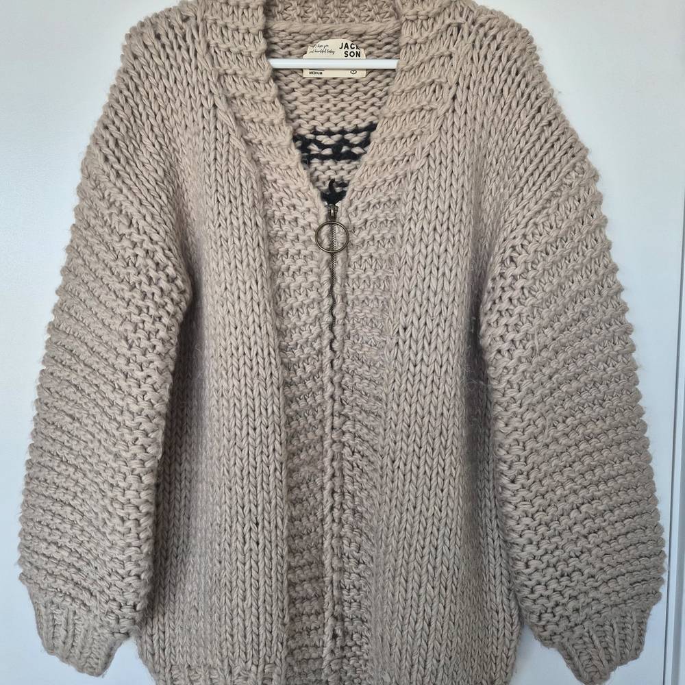 Jackson Rowe Beige Eye Pattern Cardigan - Picture 2 of 3